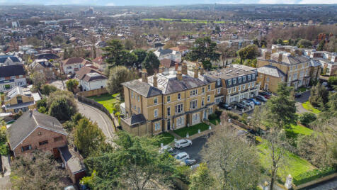 Copse Hill, London, SW20