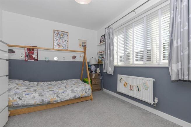 Bed 3.jpg