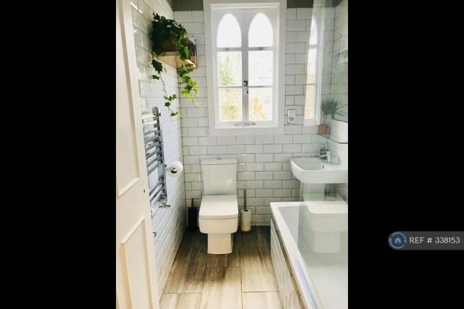Luxury Bathroom With Underfloor Heating