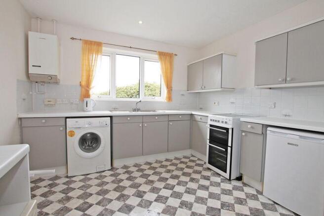 Kitchen (2)