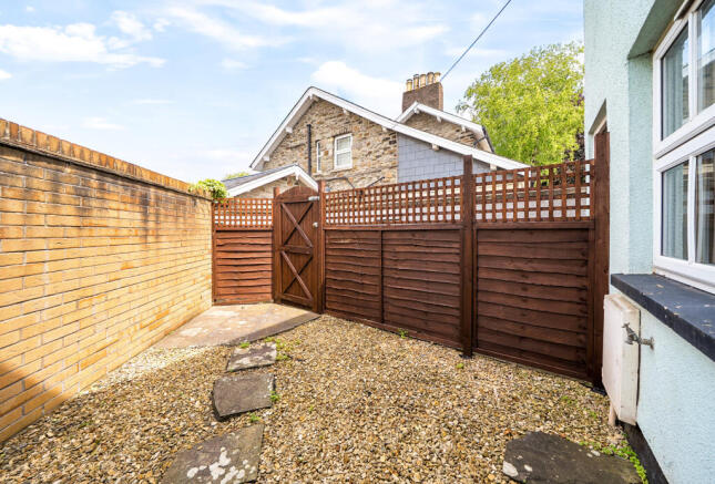 1299283-5-683705a...