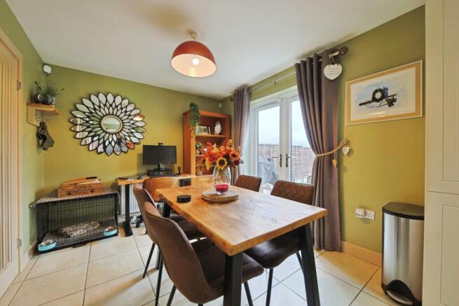 Fenland Court, Barton-Upon-Humber, Lincolnshire, DN18 5JB photo 4
