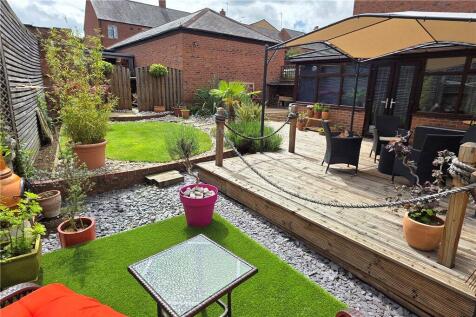 Renaissance Court, Churwell, Morley, Leeds, LS27
