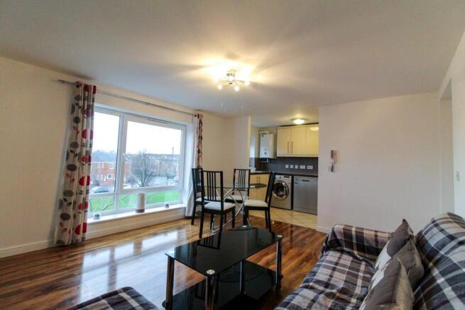 Lounge Kitchen