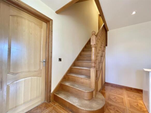 G Capel reception hallway 2.jpg