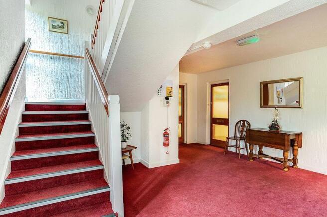COMMUNAL ENTRANCE