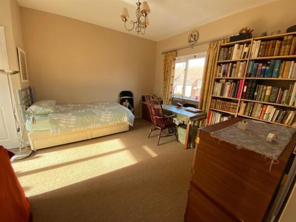 Mast Bedroom.jpg