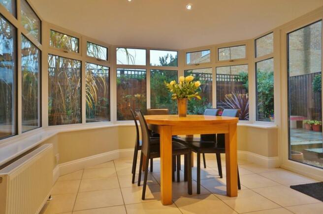 sun room/dining room