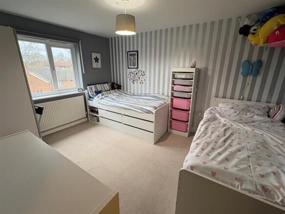 2 bed Apartment for sale Image 10