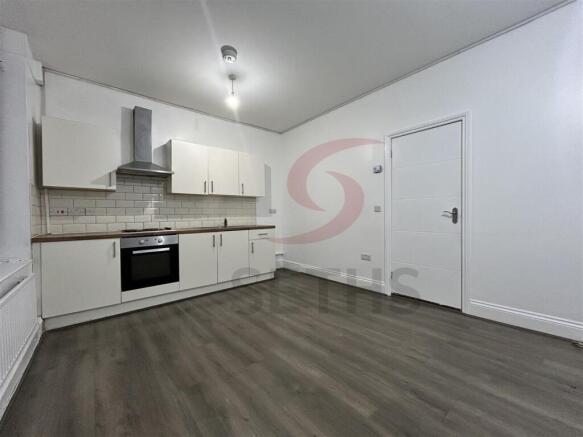 Lounge/Kitchen