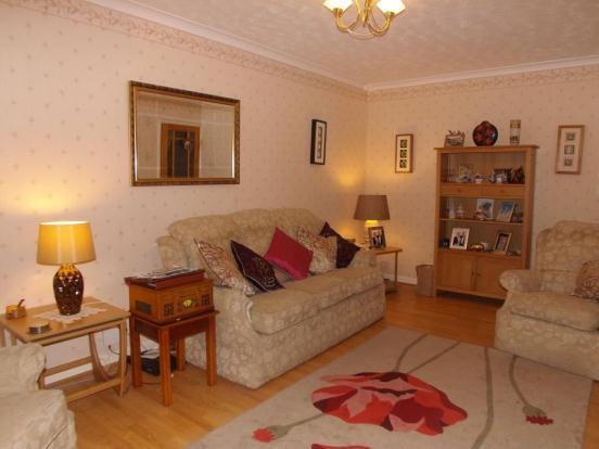 Lounge 2