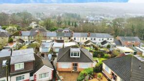 13, Tyn-y-coed, Ystrad Mynach, Tredomen CF82 7DD