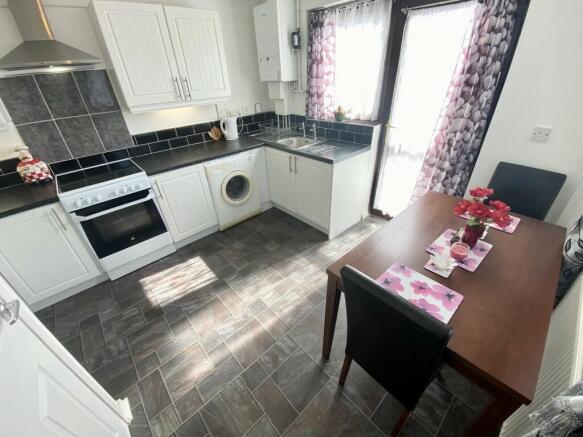 Kitchen/Dining Room