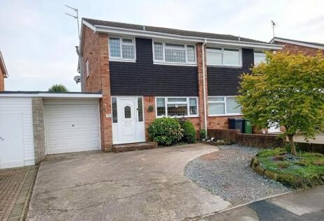 Oak Apple Close, Stourport-On-Severn