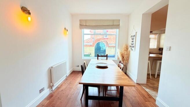 5 bed Terraced for sale Image 7