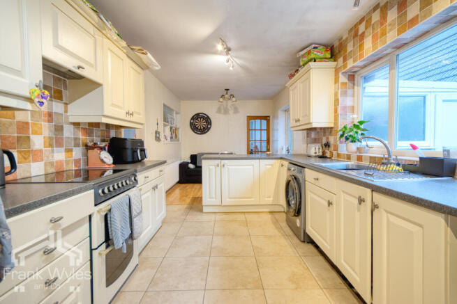 Edwinstowe Road, Ansdell photo 4