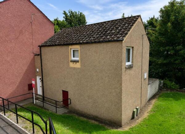 29 Baffin Terrace Dundee-1.jpg