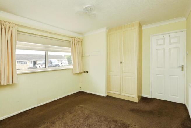 3 bed Detached Bungalow for sale Image 8