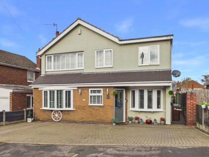 Bardfield Gardens, Rise Park, Nottingham