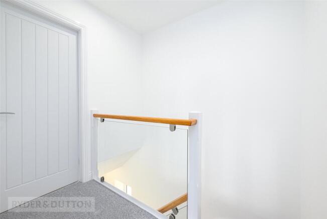 3 bed Detached for sale Image 10