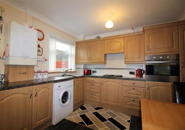 Kitchen/Dining Area