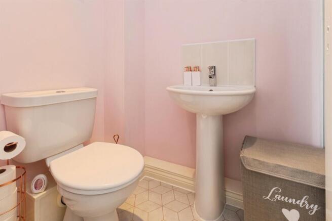 2 bed Apartment for sale Image 9