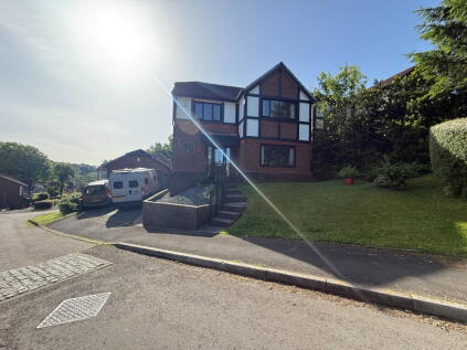 Ffordd Dryden, Killay, Swansea, SA2 7PD