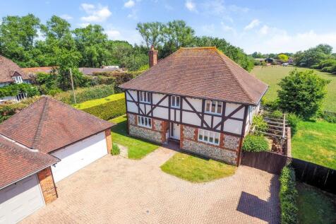 Yeomans Field, Hambrook, PO18