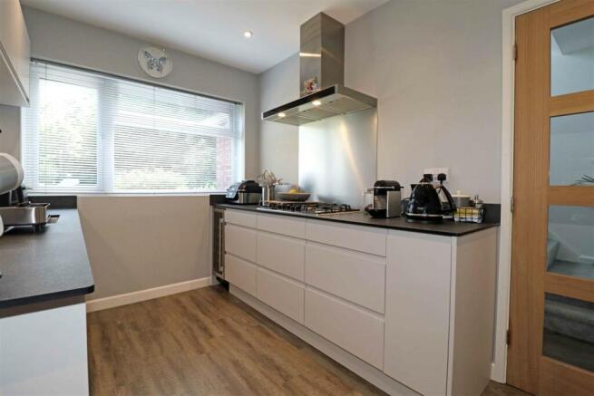 Modern Fitted Kitchen