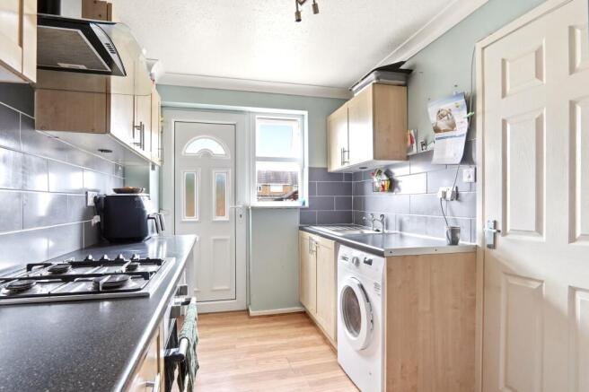 3 bed Terraced for sale Image 8