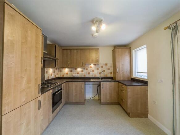 22 Thorncliffe Road-11.jpg