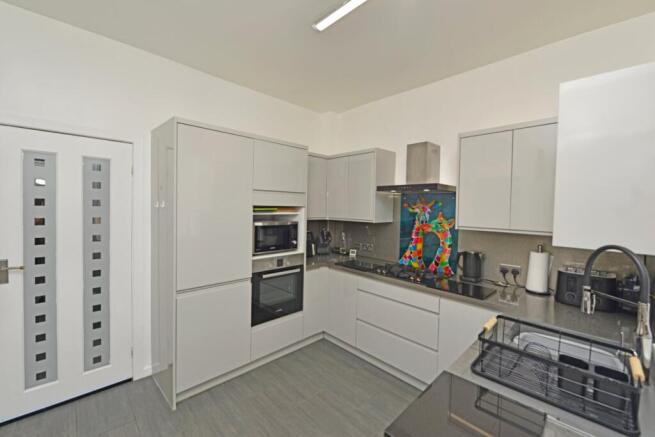 Melford Street, Bradford, West Yorkshire, BD4 photo 4