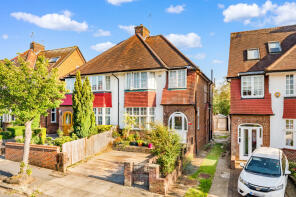 19, Bruton Way, West Ealing W13 0BY