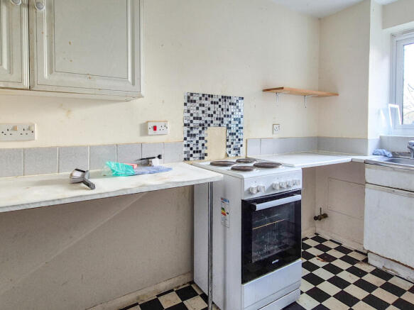 Bream Close, London, N17 photo 5