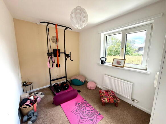 3 bed Town House for sale Image 12