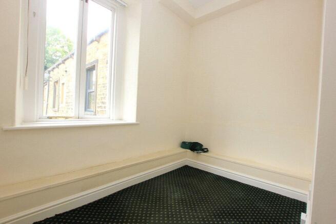 3 bed Terraced for sale Image 10