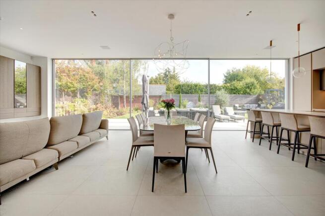 Eldorado Road, Cheltenham, Gloucestershire, GL50 photo 4