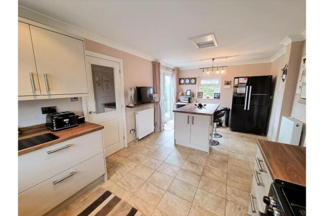 Kitchen/Breakfast