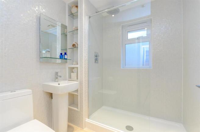 8338732-interior29.jpg