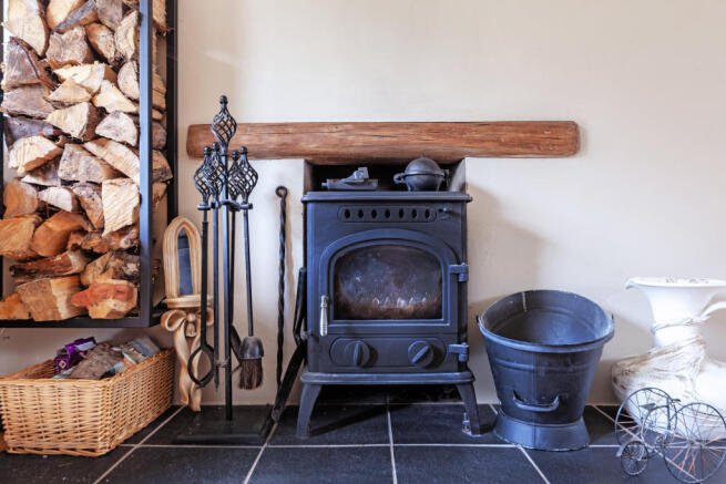 Log burner