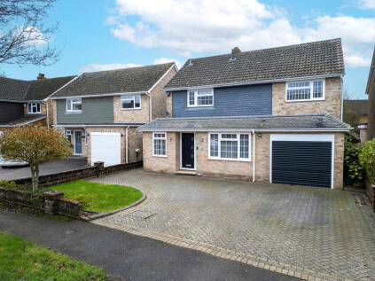 Kitsmead, Crawley, RH10