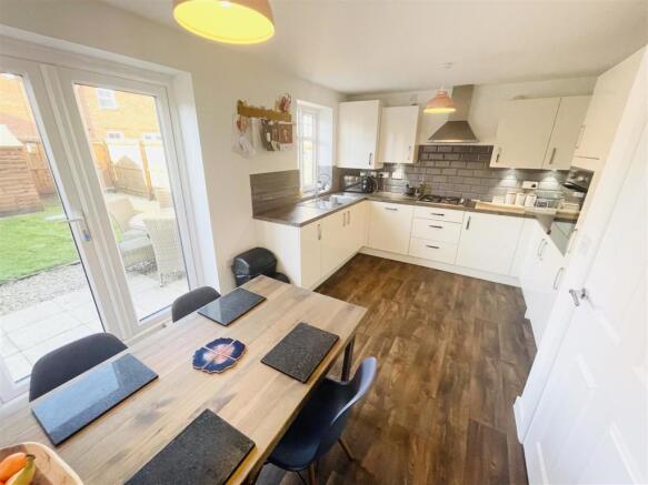 Kitchen Diner