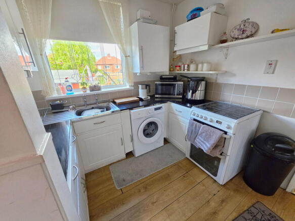 3 bed Semi-Detached for sale Image 7