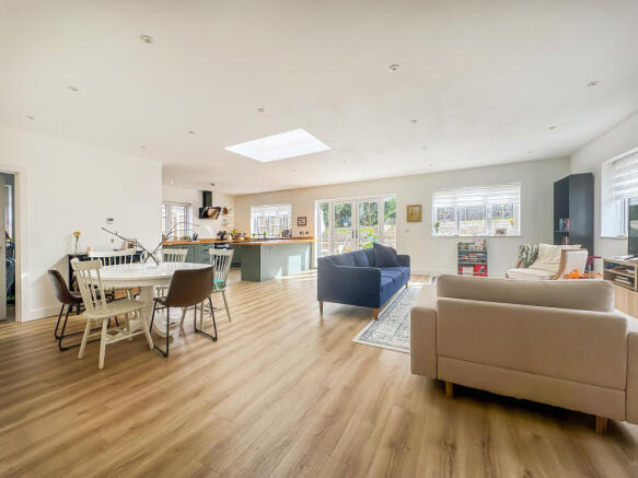 20260330_100624287_iOS_edited