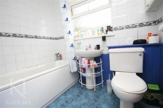 Ground Floor Bathroo