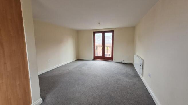 2 bed Flat to rent Image 5