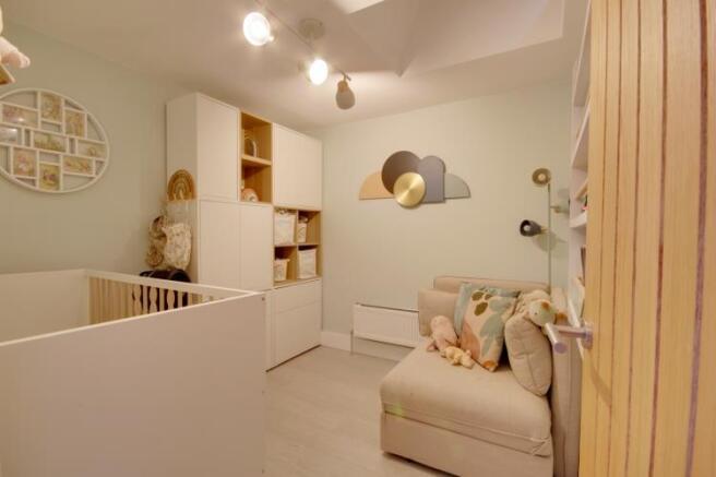 Photo 10