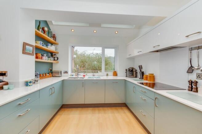 KITCHEN, DINER AND LIVING ROOM