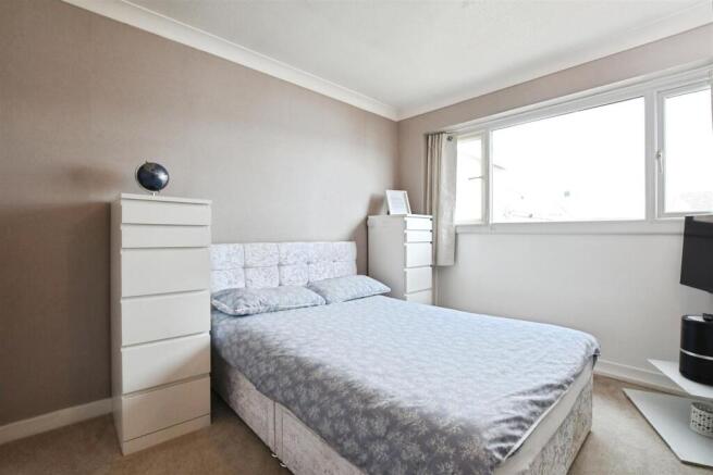 2 bed Semi-Detached Bungalow for sale Image 10