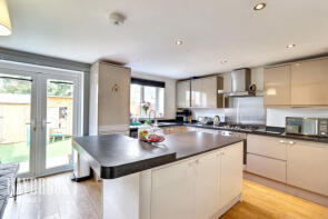 44, York Road, Dewsbury WF12 7LB